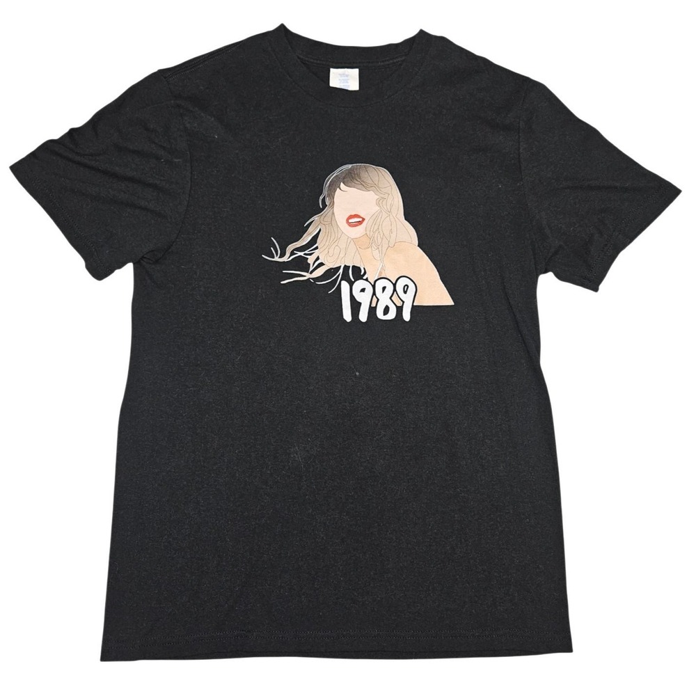 Taylor Swift 1989 Album Graphic Tee Shirt Small S Black Tri-Blend Tour Merch